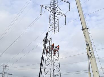 Extension of high-voltage line poles