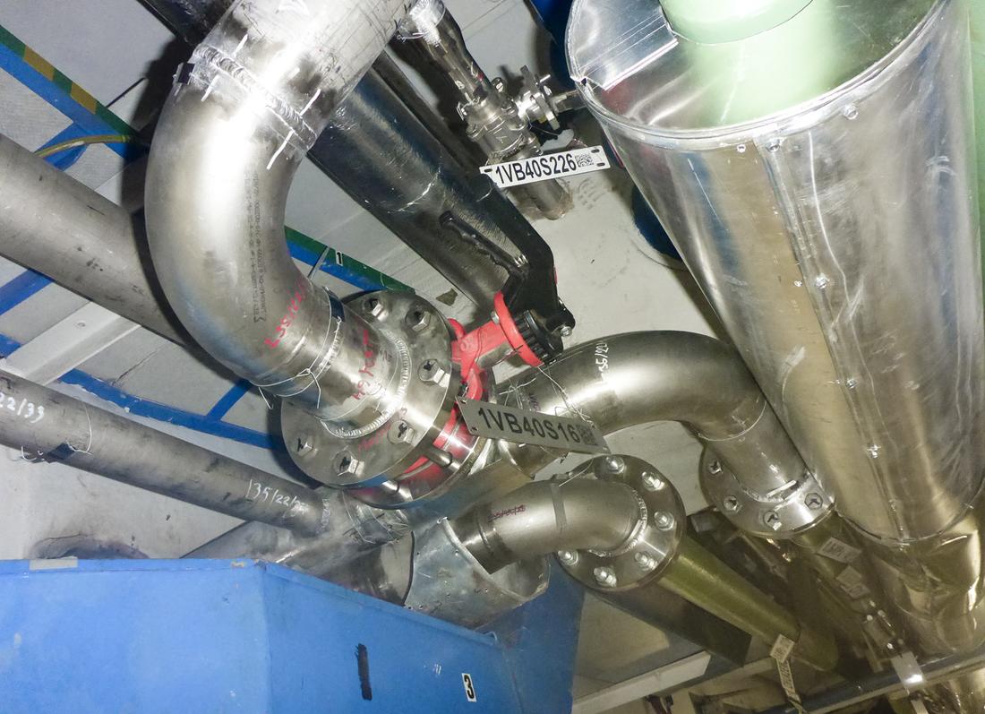 NPP Temelín - Removal of manual assembly and disassembly of hoses during the switching of the cooling of the air-conditioning units