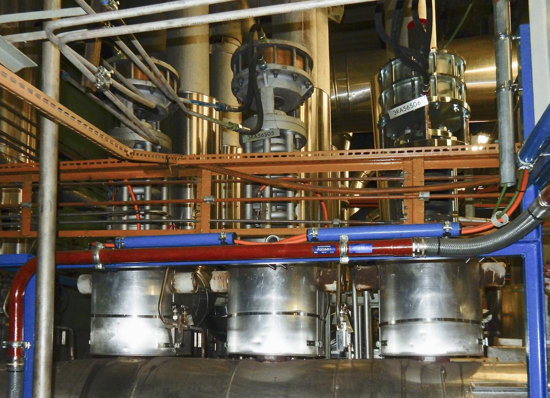 Steam generator safety valves with optimized flow space shape at the Dukovany NPP